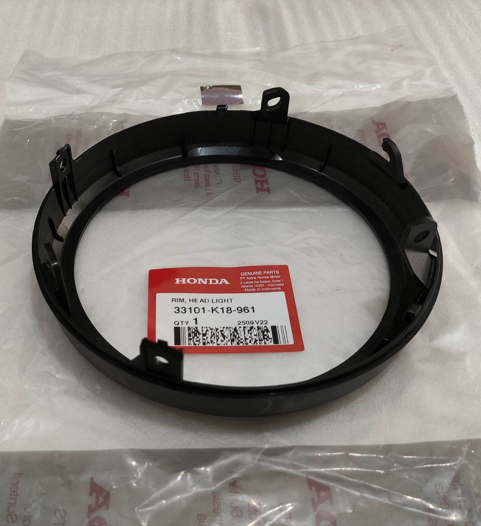 RIM LAMPU DEPAN VERZA